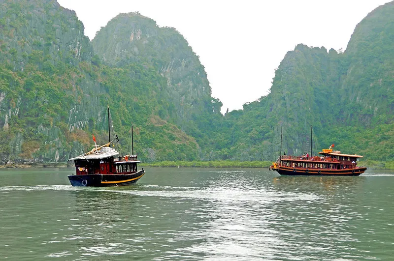 Halong Bay, Vietnam cambodia tour