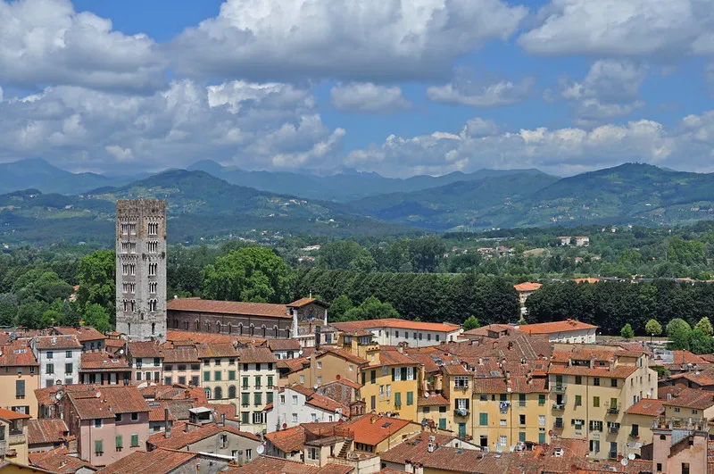 Lucca tuscan villa