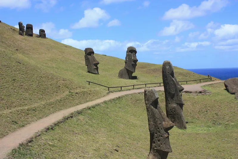 easter island attractions Rano Raraku