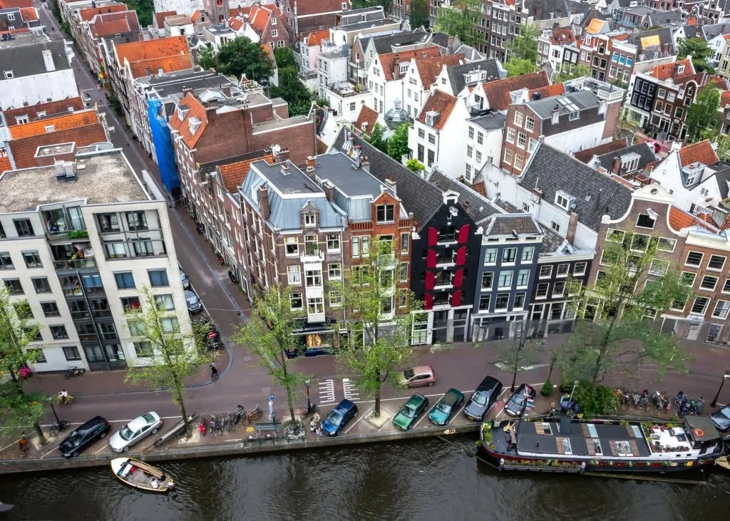 where to stay in amsterdam
